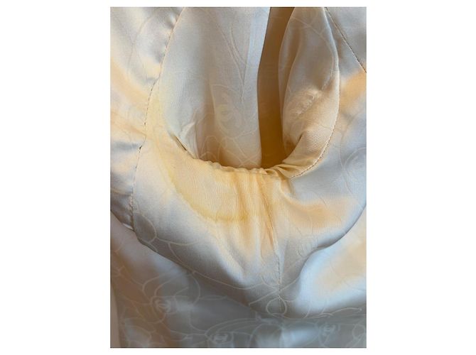 Chanel Spring 2005 Tweed Jacket Cream Size 36 - view 7