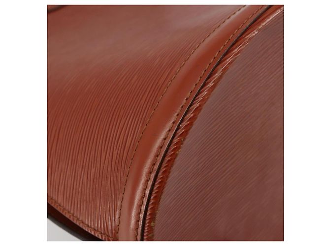 LOUIS VUITTON Epi Cluny Shoulder Bag Brown M52253 LV Auth ep14627 - view 13