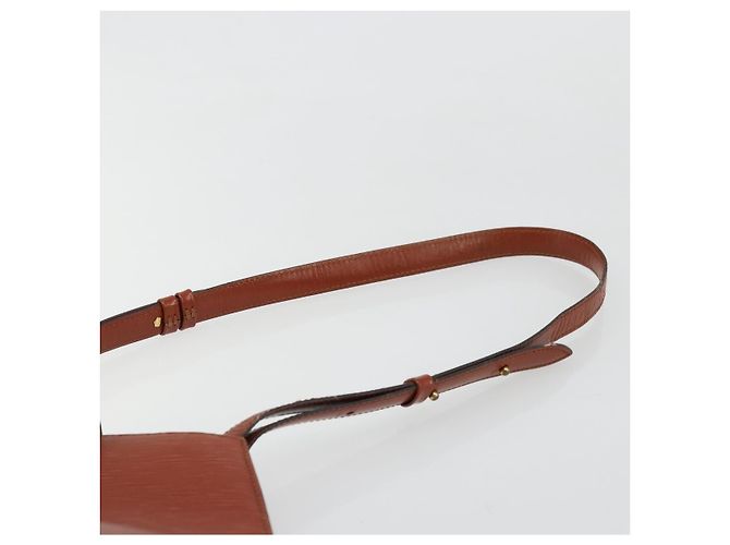LOUIS VUITTON Epi Cluny Shoulder Bag Brown M52253 LV Auth ep14627 - view 8