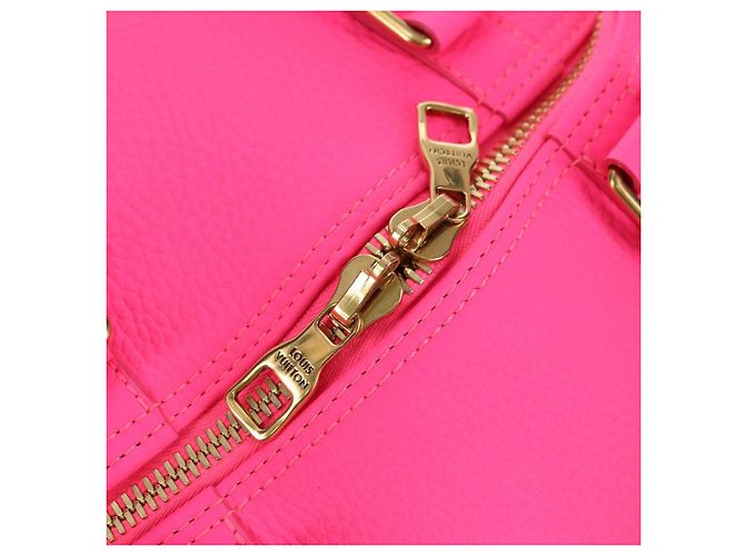 Borsa LOUIS VUITTON Keepall Bandouliere in pelle Taurillon M56925 LV Auth 178545SM Rosa - vista 22