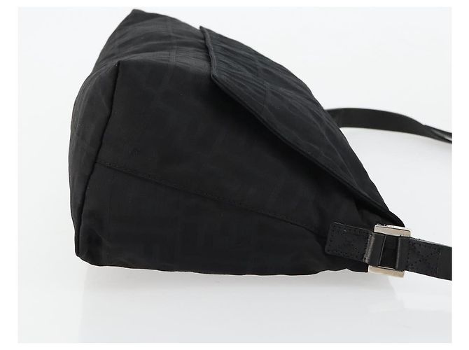 Borsa a Spalla FENDI Zucca Canvas Nera Argento Auth 177493A Nero - vista 4