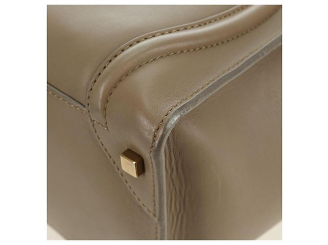 Céline Borsa CELINE Luggage Mini Shopper in pelle beige oro Auth am11586V D'oro - vista 13