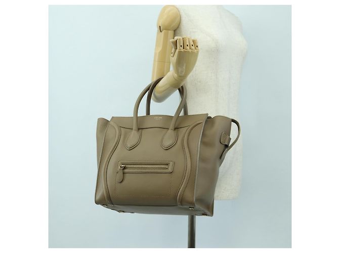 Céline Borsa CELINE Luggage Mini Shopper in pelle beige oro Auth am11586V D'oro - vista 25