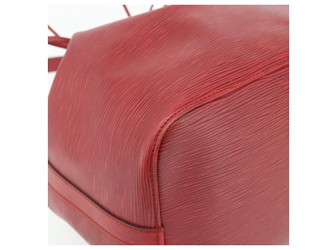Borsa a Spalla LOUIS VUITTON Epi Petit Noe Rosso M44107 LV Auth ka4311 - vista 11