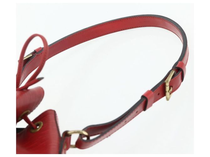 Borsa a Spalla LOUIS VUITTON Epi Petit Noe Rosso M44107 LV Auth ka4311 - vista 8