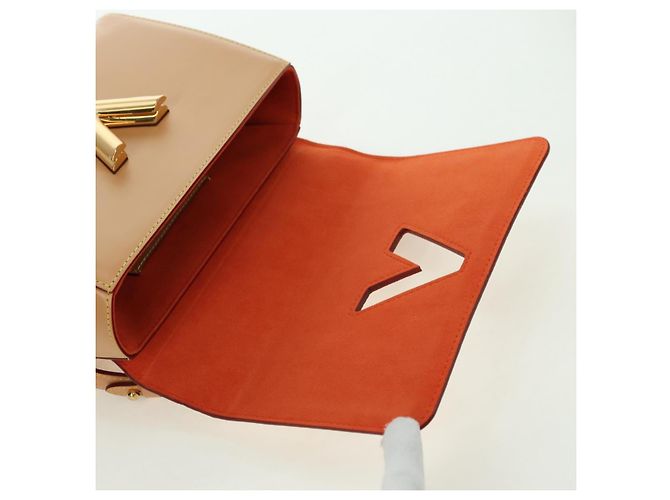 LOUIS VUITTON Catgram Twist MM Borsa a Spalla Bianca M44460 LV Auth 176866SM Bianco Monogramma - vista 19