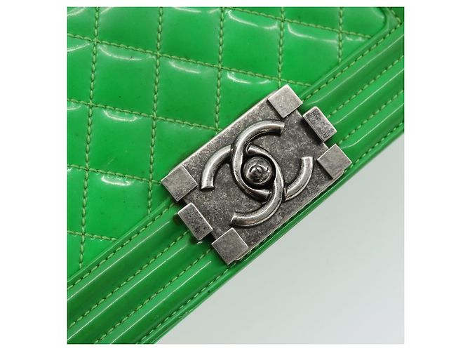 CHANEL Matelasse Chain Shoulder Bag Pelle vernice Verde CC Auth 179242 - vista 16