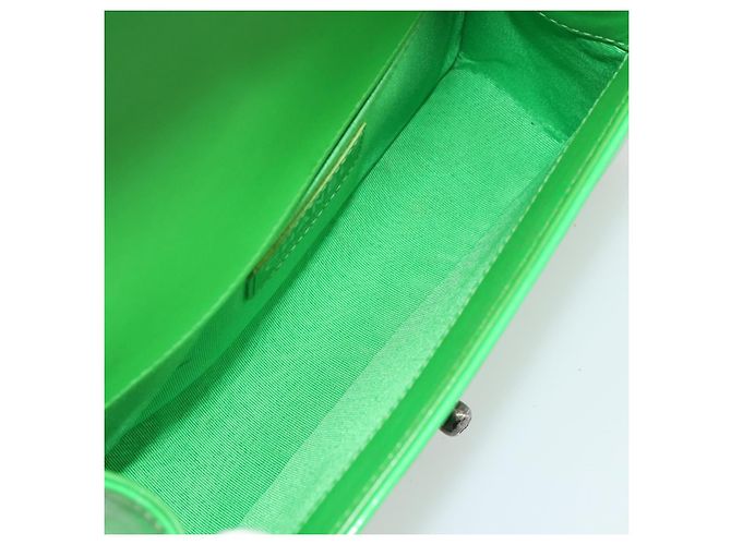 CHANEL Matelasse Chain Shoulder Bag Pelle vernice Verde CC Auth 179242 - vista 19