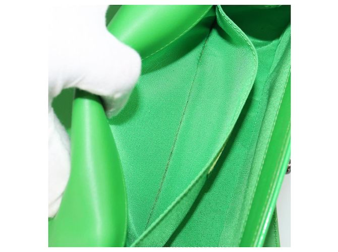 CHANEL Matelasse Chain Shoulder Bag Pelle vernice Verde CC Auth 179242 - vista 22