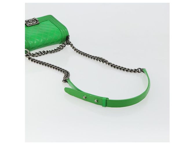 CHANEL Matelasse Chain Shoulder Bag Pelle vernice Verde CC Auth 179242 - vista 7