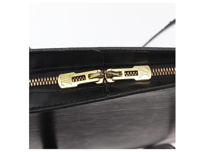 Borsa a Spalla LOUIS VUITTON Epi Lussac Black M52282 LV Auth 179463 Nero - vista 14