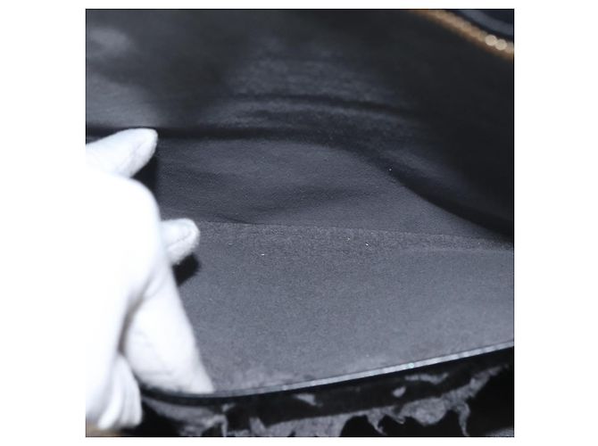 Borsa a Spalla LOUIS VUITTON Epi Lussac Black M52282 LV Auth 179463 Nero - vista 21