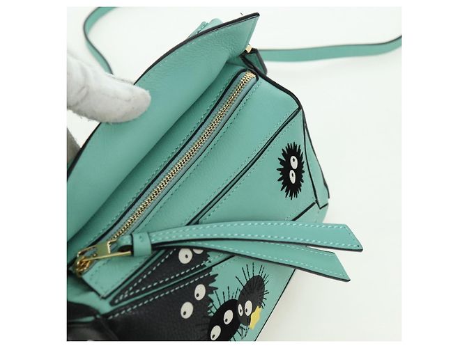 LOEWE × Ghibli Spirited Away Soot Sprites Puzzle Mini 2way Green Auth 167313SM D'oro - vista 21