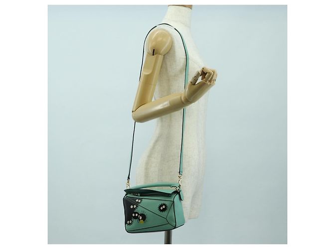LOEWE × Ghibli Spirited Away Soot Sprites Puzzle Mini 2way Green Auth 167313SM D'oro - vista 27