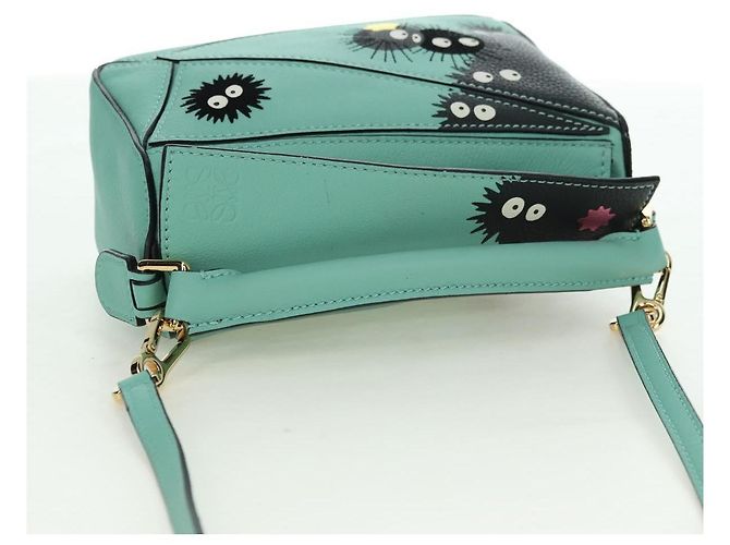 LOEWE × Ghibli Spirited Away Soot Sprites Puzzle Mini 2way Green Auth 167313SM D'oro - vista 6