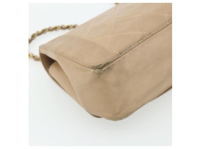 CHANEL Borsa a Spalla Matelassé con Catena in Pelle di Agnello Beige Oro CC Auth 179717A D'oro - vista 13