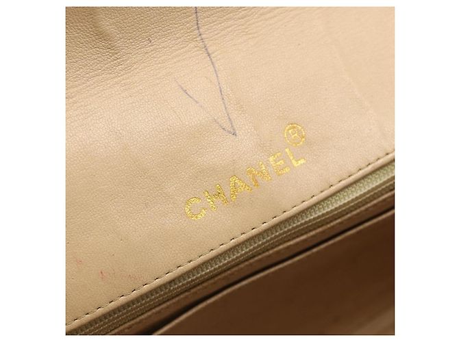 CHANEL Borsa a Spalla Matelassé con Catena in Pelle di Agnello Beige Oro CC Auth 179717A D'oro - vista 15