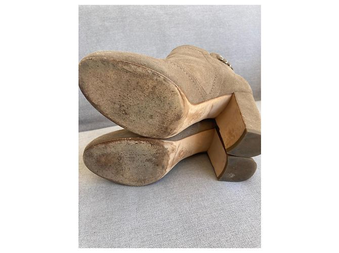 Chanel Botines de Ante Beige con Cadena - vista 10