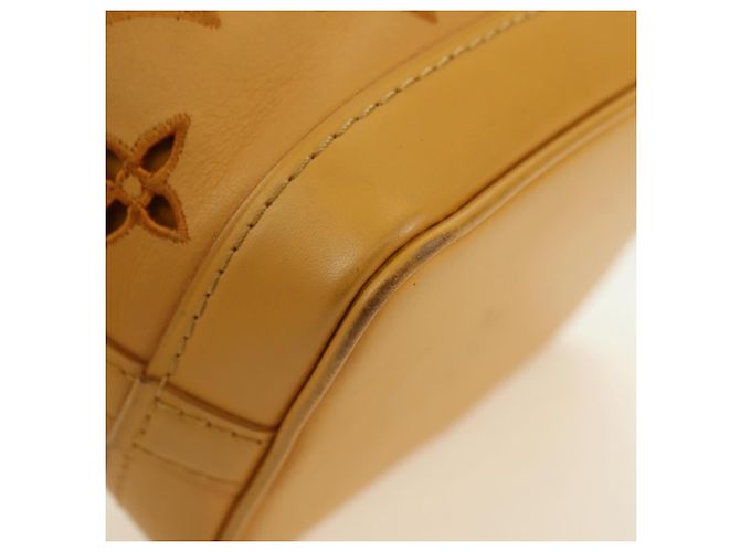 Louis Vuitton Noe NM Perforated and Embroidered Monogram Leather Nano Giallo - vista 7