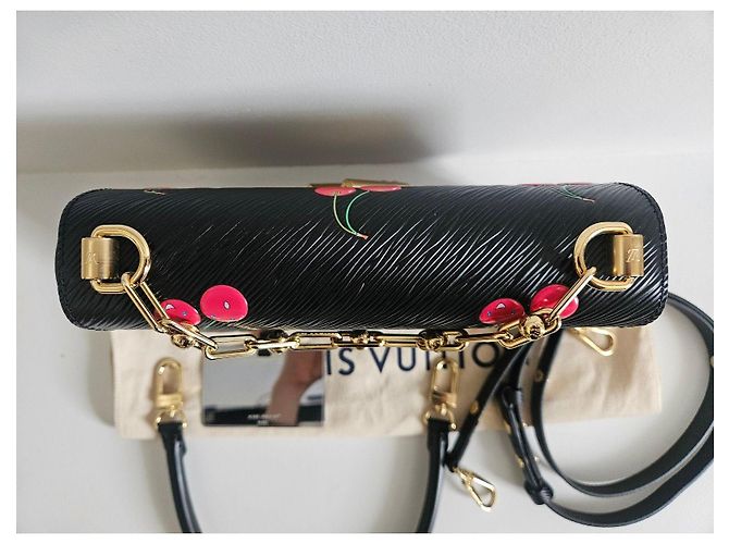Louis Vuitton x murakami Epi Leather black Cherry Twist MM Bag Nero - vista 7