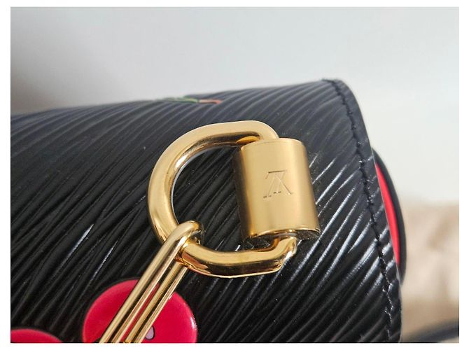 Louis Vuitton x murakami Epi Leather black Cherry Twist MM Bag Nero - vista 8