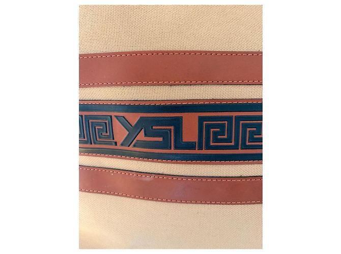 Yves Saint Laurent Vintage Beige - vista 8