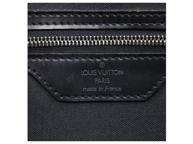 Borsa a tracolla Louis Vuitton Saratov GM Taiga Nero - vista 14