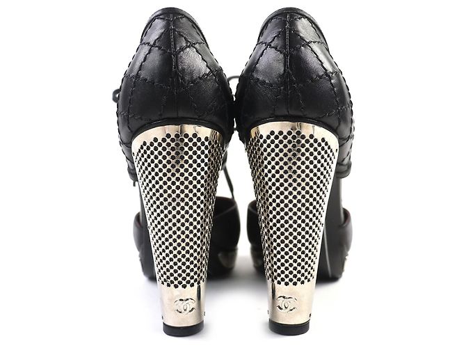 Chanel Matelasse Leder Pumps Schwarz Silber - Ansicht 4