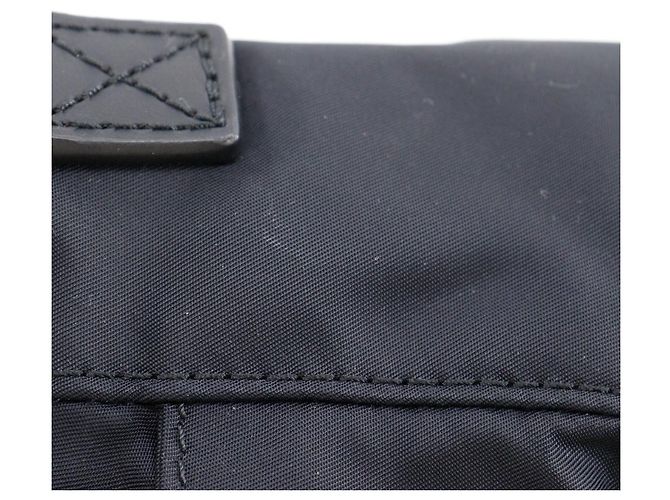 Borsa a tracolla in nylon Tilda di Tory Burch Nero - vista 10