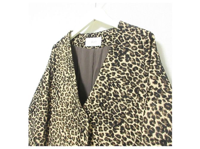 Autre Marque VICKY Chaqueta sin cuello con cuello en V en jacquard de leopardo Beige - vista 4
