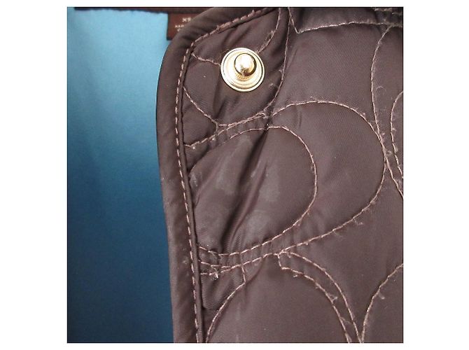 Chaqueta acolchada de nylon Coach Signature Castaño Azul - vista 12