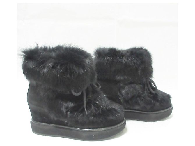 Autre Marque Paloma Barceló Rabbit Fur Short Boots Black - view 3