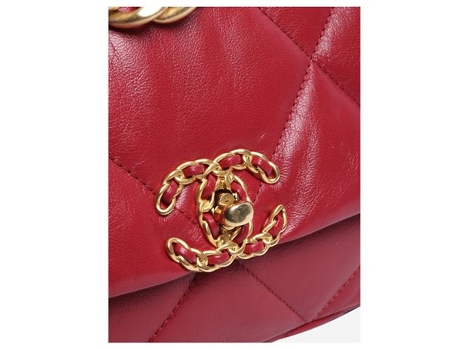 Chanel Borsa a tracolla trapuntata in agnello rosso 2022 19 - vista 4
