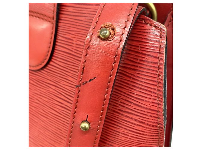 Louis Vuitton Epi Cluny Schultertasche Rot - Ansicht 7