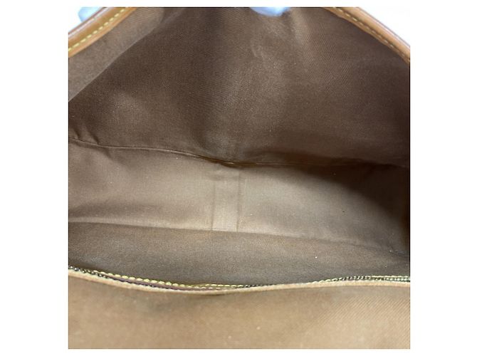 Borsa a tracolla Louis Vuitton Monogram Gibeciere GM Marrone - vista 4