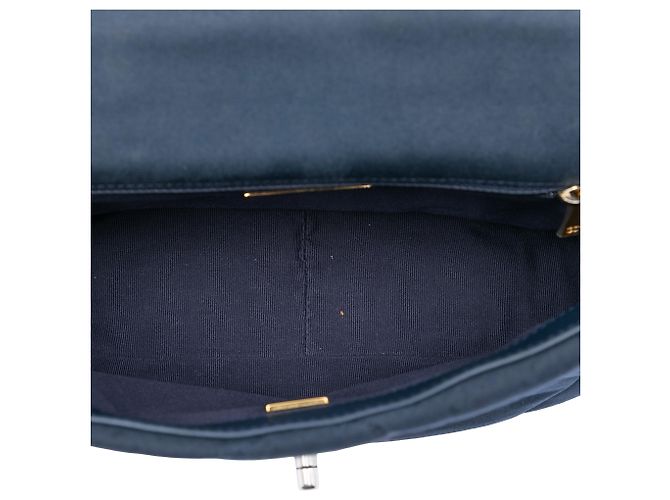 Chanel Blue Medium Quilted Jersey 19 Flap Blu navy - vista 4