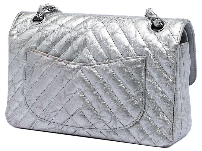 Chanel Silver Small Classic Chevron Metallic Crumpled Calfskin Double Flap Argento - vista 2