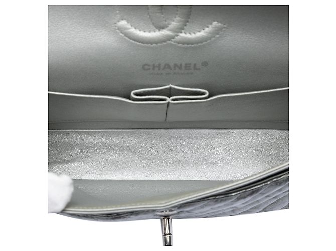 Chanel Silver Small Classic Chevron Metallic Crumpled Calfskin Double Flap Argento - vista 4
