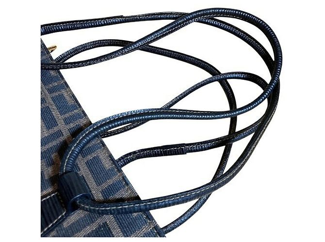 Fendi Zucca Handtasche aus braunem Canvas und Leder - Ansicht 6