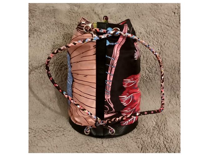 Hermès "Feathers and Flowers" Beutel Braun Schwarz Pink Weiß Rot Blau - Ansicht 12