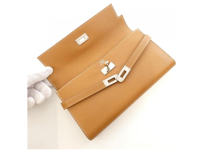 Hermès Cartera larga plegable Hermes Kelly Classic 051300CK Dorado - vista 8