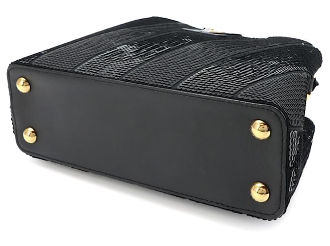 Borsa Louis Vuitton Capucines BB Nero - vista 4
