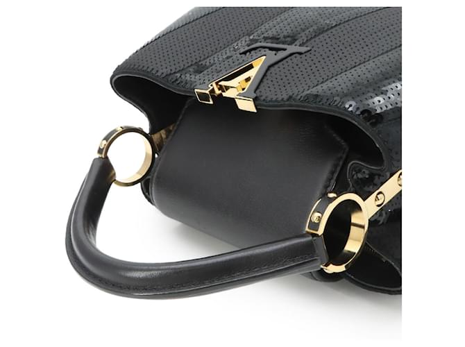 Borsa Louis Vuitton Capucines BB Nero - vista 5