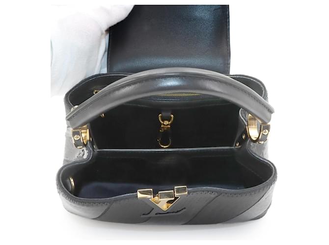 Borsa Louis Vuitton Capucines BB Nero - vista 6