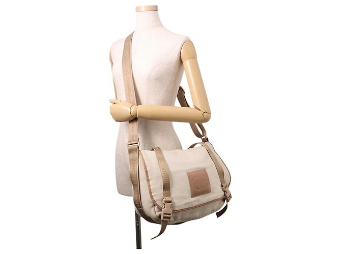 Borsa a tracolla Chanel in beige marrone e avorio Crudo - vista 5