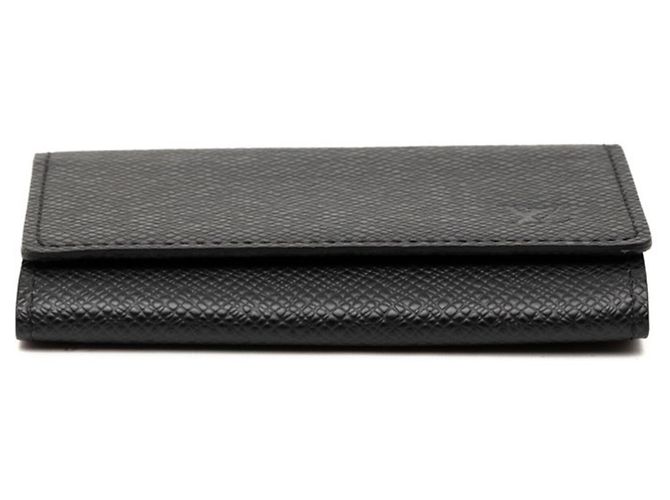 Tarjetero Louis Vuitton Taiga Negro - vista 3