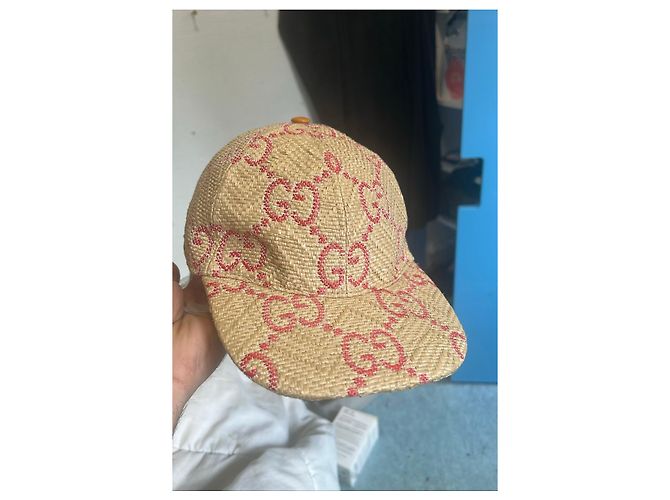 Gucci Cap aus Stroh mit rotem GG Monogramm - Ansicht 3