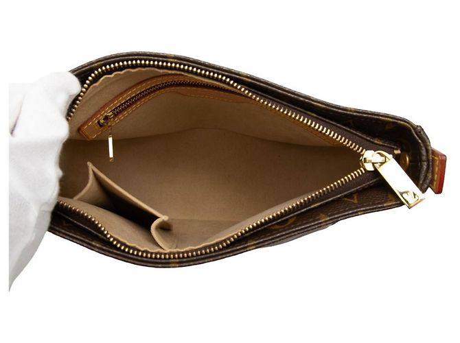 Bolso de Hombro Louis Vuitton Monogram Looping MM Castaño - vista 4