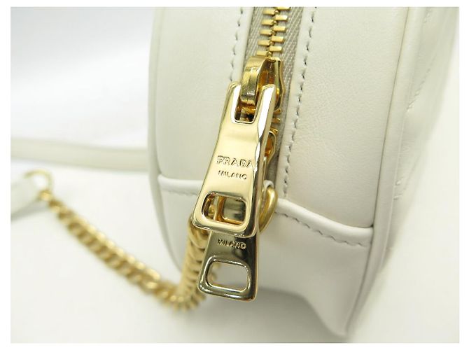 NUOBA BORSA PRADA DIAGRAMME CAMERA 1BH130 PELLE BIANCA A TRACCOLLA Bianco - Ansicht 7