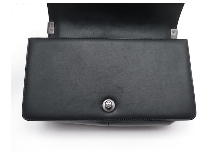 BORSA CHANEL BOY MEDIUM A67086 IN PELLE MATELASSÉ CON TRACCOLLA Nero - vista 12